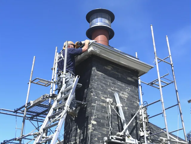 Sturdy chimney crown finished by Santa Monica Chimney Sweep in Santa Monica, CA